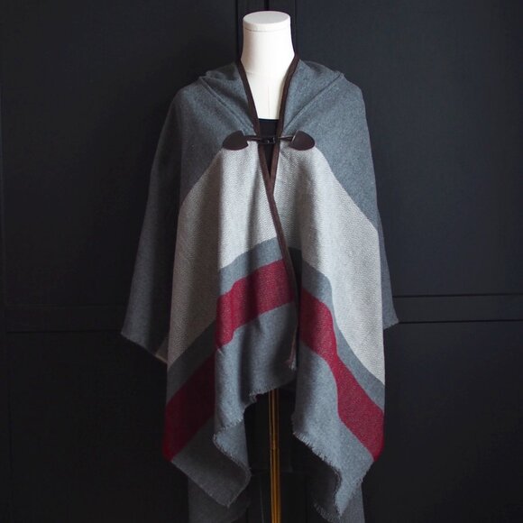 🌷DKR Cottage Collection | Cape with Toggle and Hood - Picture 1 of 5